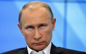 Путин продлил продуктовый запрет до конца 2017