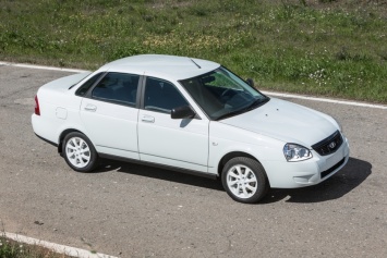 Lada Priora Black и White Edition поступили в продажу