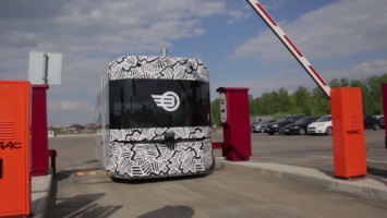 В Волгограде представили первый в мире беспилотный автобус