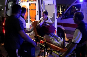 Атака смертников на аэропорт в Стамбуле: новые подробности инцидента