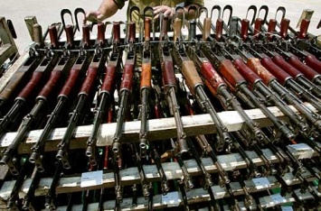 СБУ ликвидировала две банды, торговавшие оружием из зоны АТО
