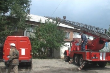 На Салтовке горел двухэтажный жилой дом
