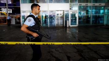 В Турции девять человек задержаны по подозрению в связях с ИГ