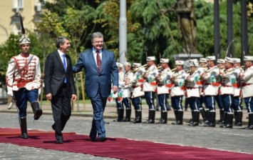 Порошенко начал официальный визит в Болгарию