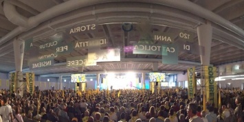 В Вероне более 10 тыс итальянцев принимают участие в демонстрации против антироссийских санкций