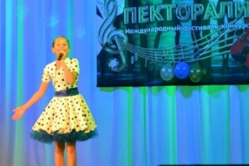 Ученики Добропольской музыкальной школы вернулись с Международного фестиваля с наградами