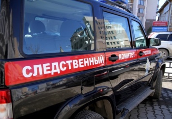 32-летняя жительница Великого Новгорода выпала из окна при бегстве от задержания
