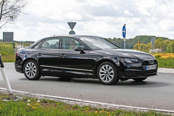 Без камуфляжа заметили новое поколение Audi A4