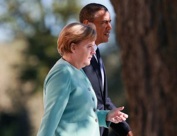 Обама и Меркель достигли единого мнения по антироссийским санкциям