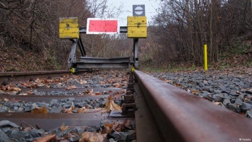 Украина возобновила железнодорожные перевозки с Донбассом