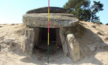 Древние люди использовали доисторические гробницы в качестве "телескопов" - ученые