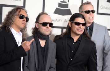 Участники группы Metallica снялись в рекламной кампании Brioni