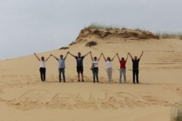 Национальный парк «Олешковские пески» посетили иностранцы (Фото)
