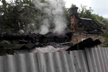 В Лисичанске спасатели ликвидировали возгорание летней кухни