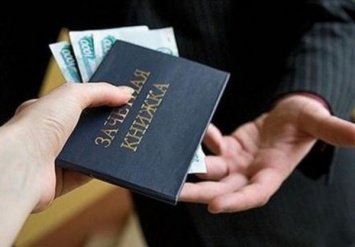 В Тюмени завкафедры получил взяток на сумму 600 тысяч рублей