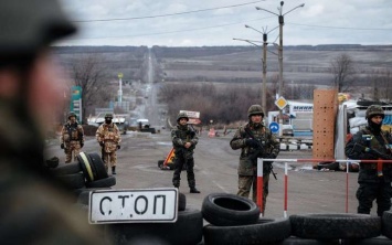 Оставшись без поставок угля, Киев уже готов пойти на отмену блокады Донбасса