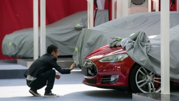 Маленький электрокар Tesla Model 3 будет мощнее «заряженной» BMW M3