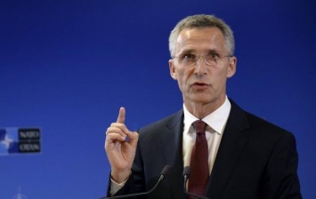 НАТО на Варшавском саммите примет новые решения по сдерживанию РФ, - Столтенберг