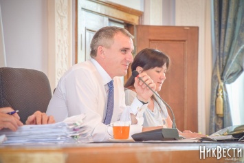 Горсовет провалил предложение Сенкевича об избрании Дюмина секретарем