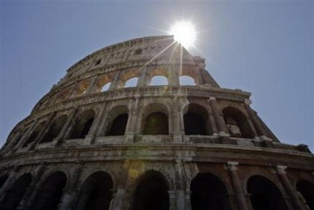 Римский Колизей отмыли в рамках реставрации стоимостью 25 млн евро