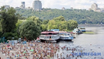 В Украине жара и в субботу