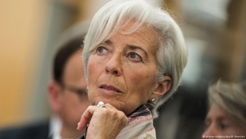 Прокурор Франции: Глава МВФ должна предстать перед судом
