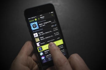 Spotify обвинила Apple в использовании неконкурентных методов борьбы