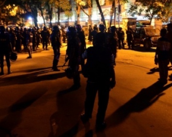 Штурм ресторана в Бангладеш: заложники на воле, террористы убиты (ФОТО)