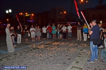 Вечером 1 июня в Херсоне почтили память погибшего в АТО Василия Слипака