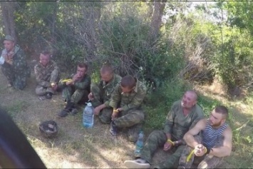 Украинские военные вежливо обращались с плененными под Широкино боевиками (ФОТО)