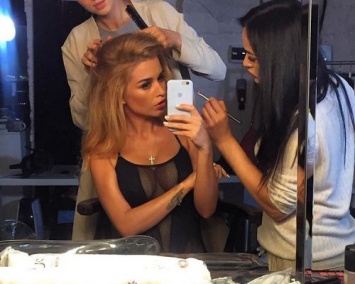 Ксения Бородина показала грудь в Instagram