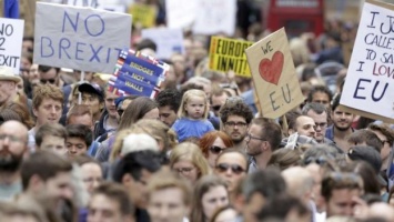 Появилось впечатляющее видео Евромайдана в Лондоне