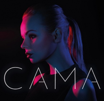 Алиса Вокс выпустила сольный альбом "Сама"