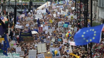 В Лондоне вышли на митинг протеста против выхода из ЕС