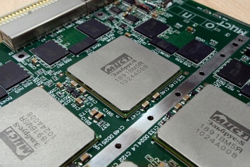 Российские компании переходят с Intel на «Эльбрус»