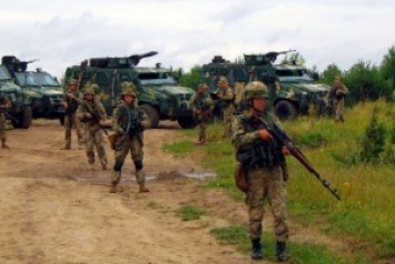 Украинские десантники тренировались отражать внезапное нападение боевиков