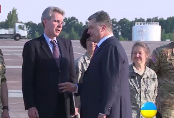 Порошенко надеется, что США дополнительно выделят Украине 500 млн долл. на обороноспособность