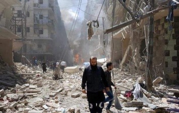 Сирийская авиация нанесла удар по городу Джайруд, погибли десятки людей