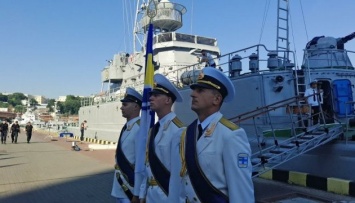 Следующий год может стать годом ВМС - Порошенко