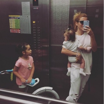 Бородина опубликовала в Instagram новый снимок своих дочерей