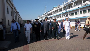 Военным морякам в Одессе выделят два общежития (Видео)