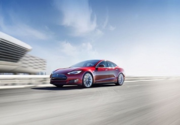 Tesla Motors не сможет выпустить обещанные 90 тысяч автомобилей в 2016 году