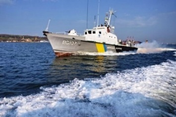 Пограничники доставили катером в херсонский порт одного из членов судна из Турции, у которого ухудшилось состояние здоровья
