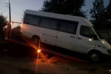 Прошлой ночью кременчугские патрульные гонялись за пьяным водителем маршрутного такси (ФОТО)