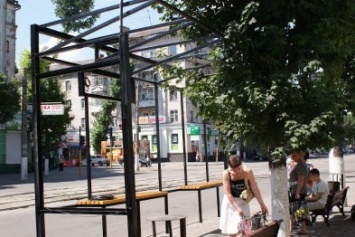 В центре Каменского появятся остановки с Wi-Fi