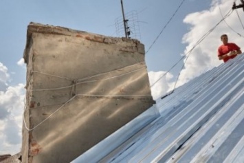 Харьковские крыши стали стелить более прочным материалом