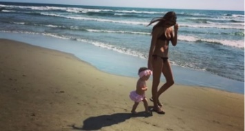 Кети Топурия поделилась трогательным видео со своей малышкой