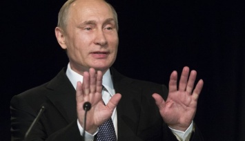 Путин воспользовался 4 июля, чтобы предложить США наладить отношения