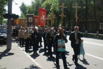 Священники УПЦ МП уговаривают жителей «ДНР» и «ЛНР» присоединиться к крестному ходу на Киев