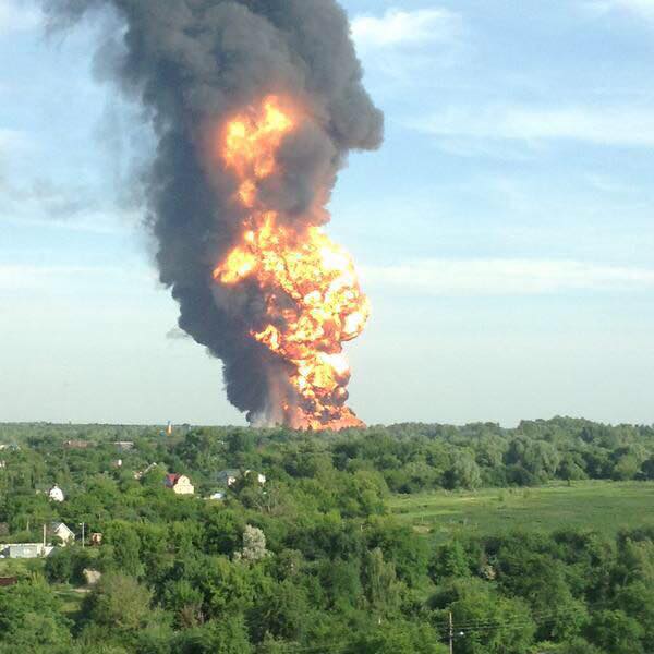 Пожар на нефтебазе под Киевом: Почему стала возможной трагедия?